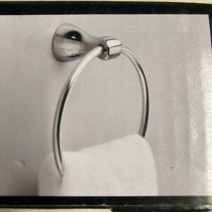 Delta Foundations Chrome Finish Towel Ring FNDS46-BN Damaged Box